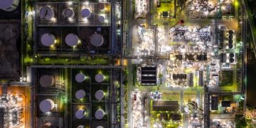 US Chip Manufacturing: Government Incentives Driving Innovation - Cover Image